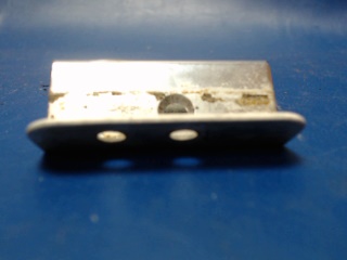 1217065-3 Cessna - PLATE STRIKER - LH